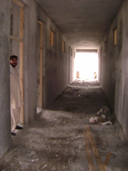 19-le-couloir-en-mai.jpg